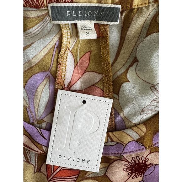 Pleione Floral Blouse Pleated Back 70s Vibe NWT Small - Picture 5 of 6